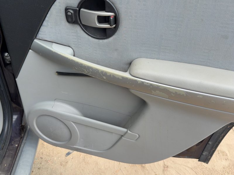 2006 Chevrolet Equinox Rear Door Trim Panel RH