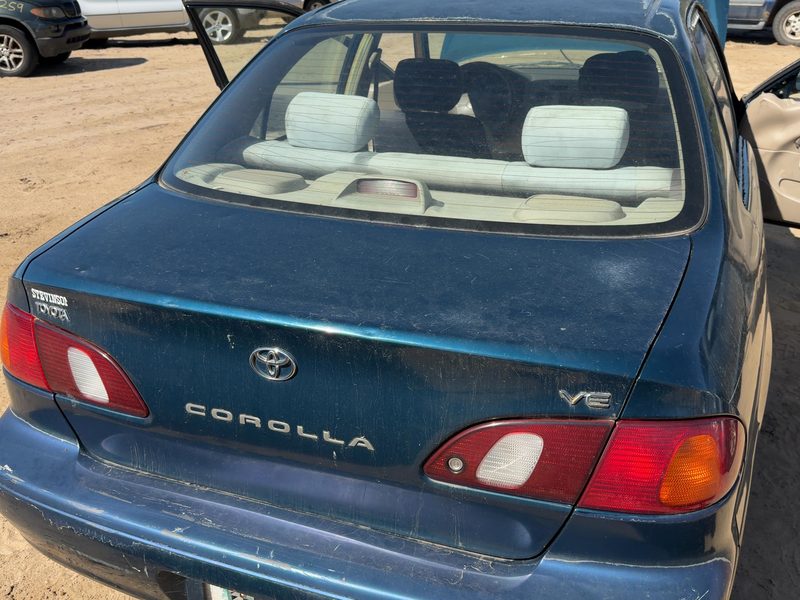 1998-2002 Toyota Corolla (also See FX 87-88) Trunk/Decklid/Hatch/Tailgate