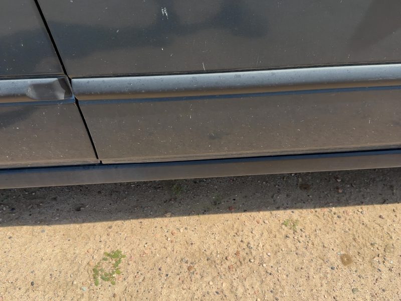 1996-2000 Honda Civic (see Also Delsol & Crx) Front Door Moulding RH