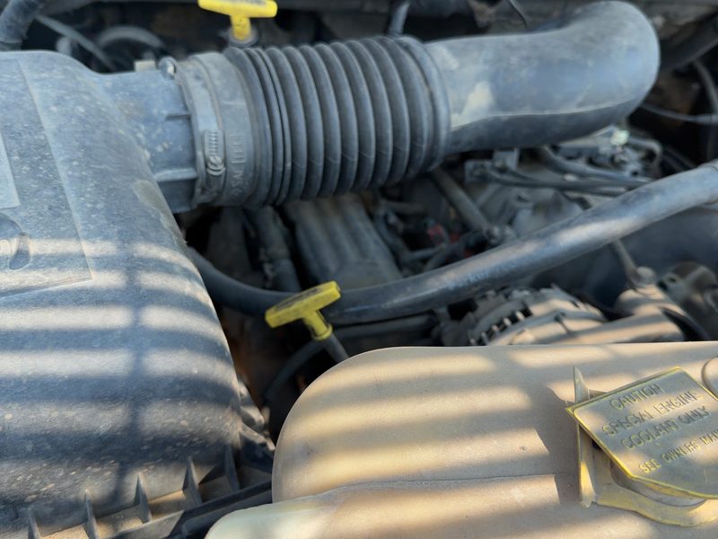 2002-2003 Dodge Ram Pickup 1500 Series Cylinder Head