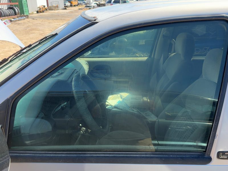 1997-2009 Chevrolet Venture Front Door Glass/Window LH