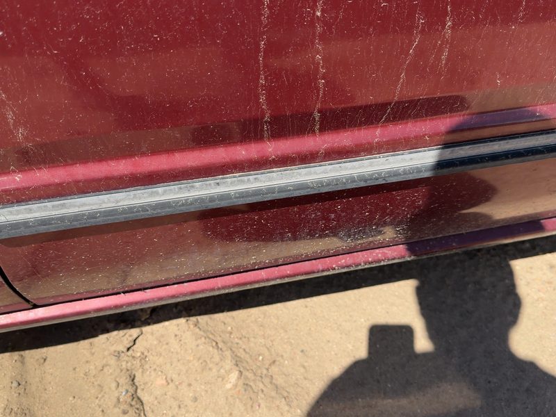 1987 Nissan Maxima Front Door Moulding RH