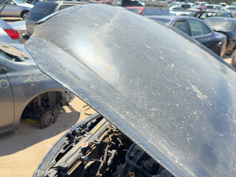 2006-2010 Infiniti M35 Hood
