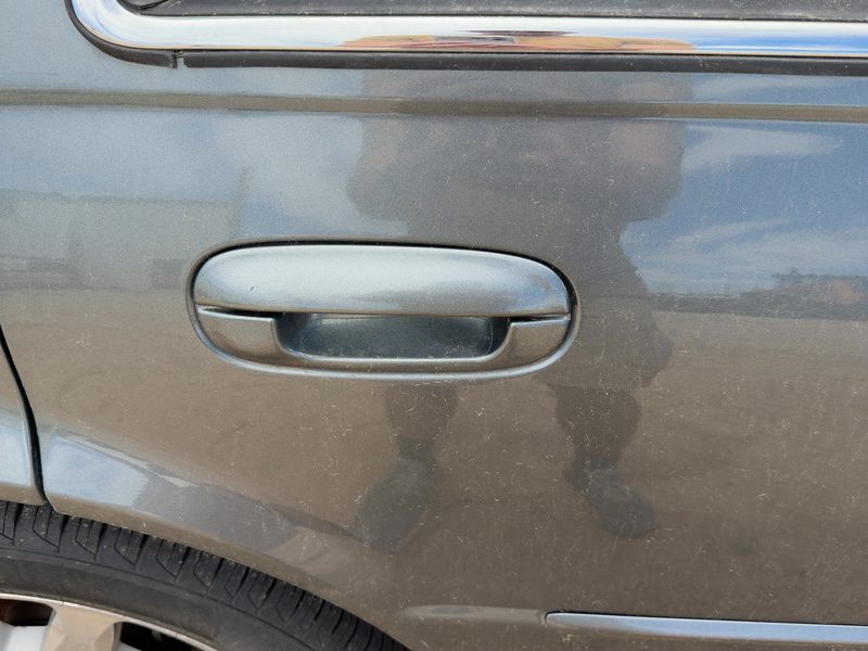 1998-2004 Cadillac Seville Outside Door Handle RH