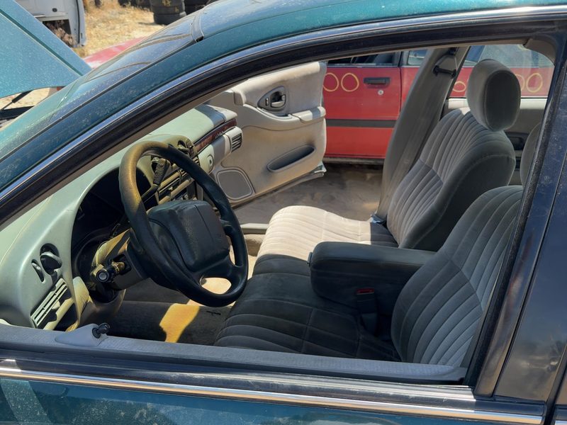 1995-2001 Lumina (also See Lumvan) Front Door Glass/Window LH