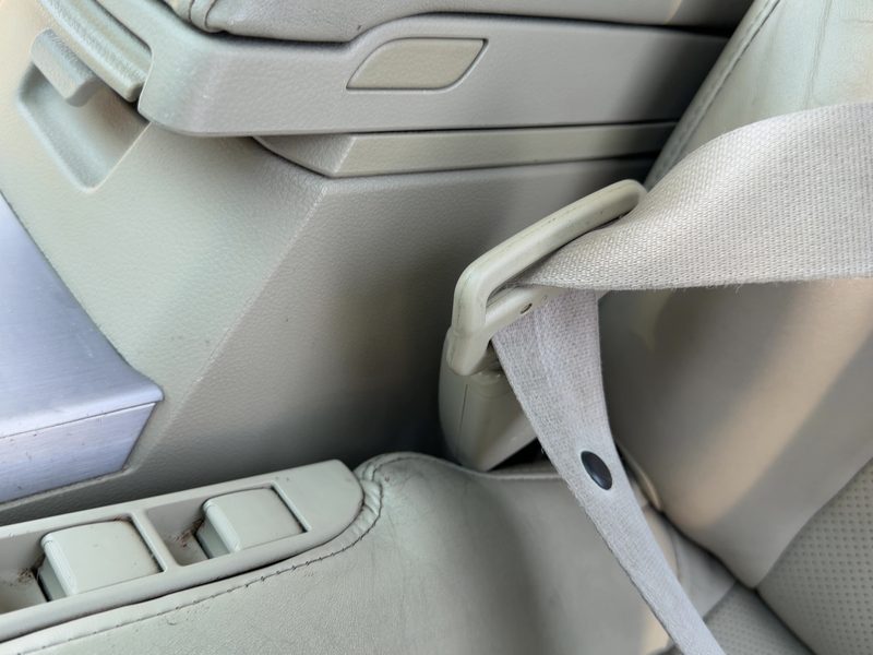 2003-2008 Infiniti FX Series Front Seat Belt LH