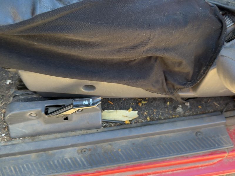 1994 Nissan Pathfinder Seat Track LH