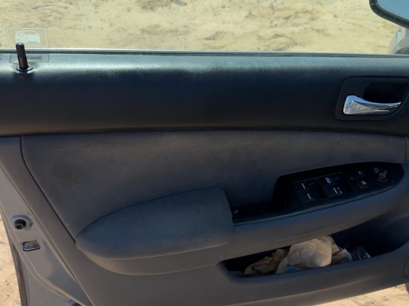 2006-2007 Honda Accord Front Door Trim Panel LH