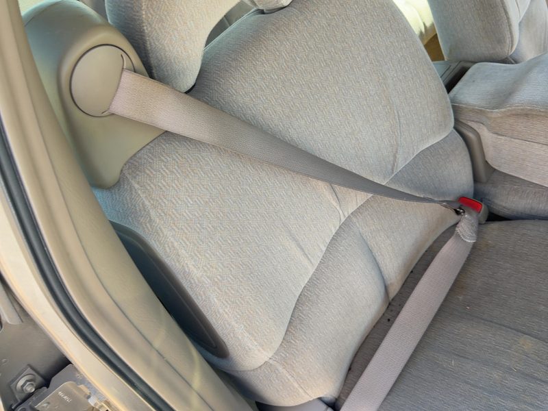 2000-2001 Buick Lesabre (80 & Up) Front Seat Belt RH