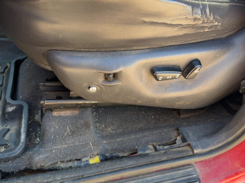 2000 Jeep Grand Cherokee Seat Track LH