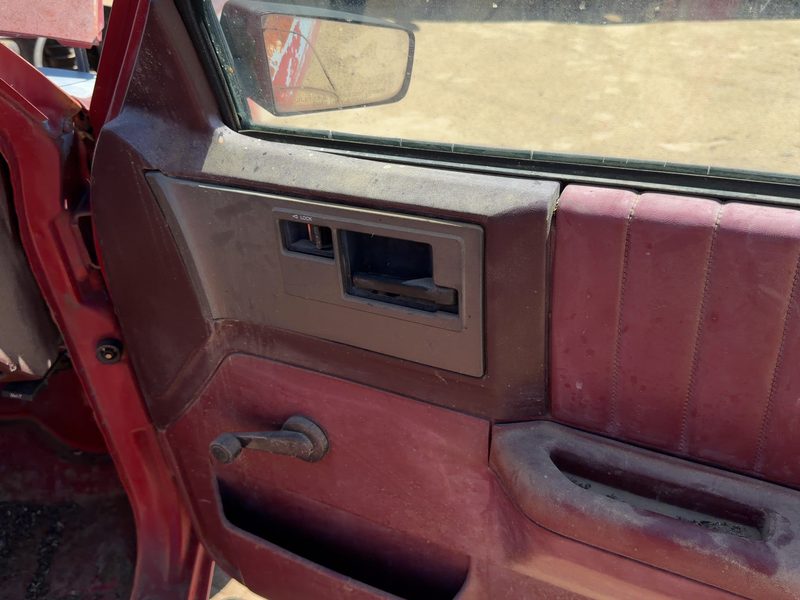 1990 S10/s15/sonoma Pickup Front Door Trim Panel RH