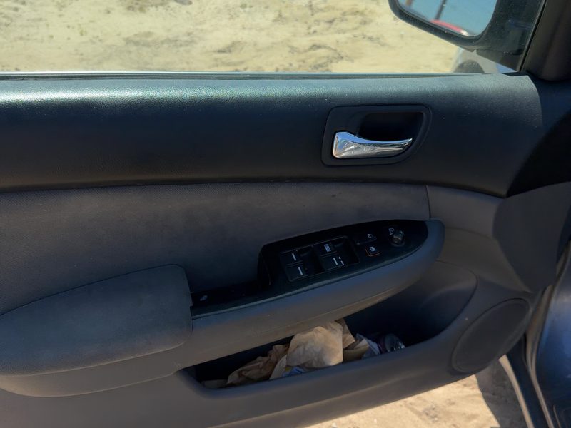 2006-2007 Honda Accord Front Door Trim Panel LH