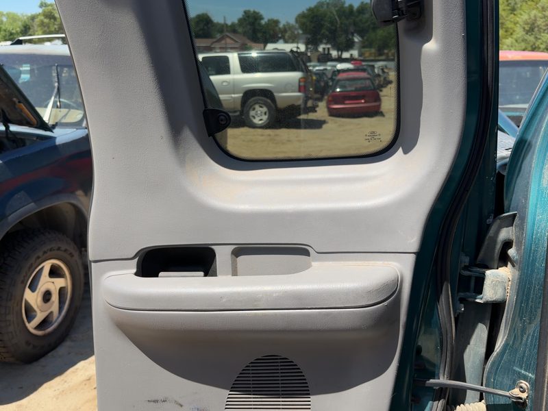 1997-1998 Ford Pickup F150 Series Rear Door Trim Panel RH
