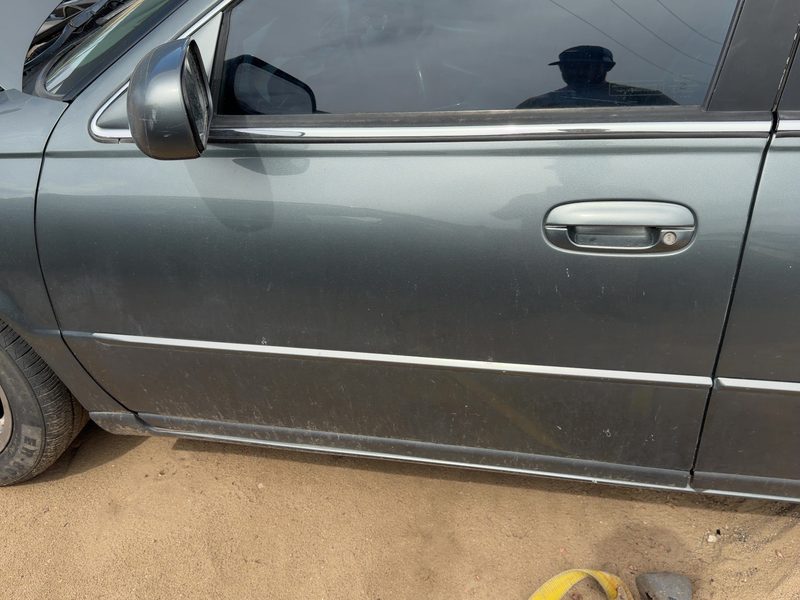 1998-2004 Cadillac Seville Front Door LH