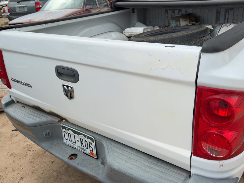 2005-2011 Dodge Dakota (mid-size) Trunk/Decklid/Hatch/Tailgate