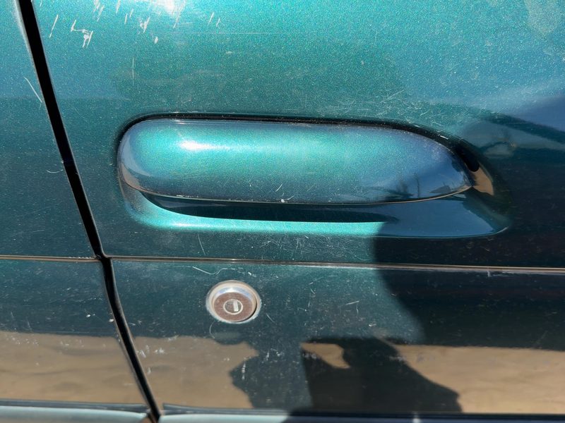 1999 Lumina (also See Lumvan) Outside Door Handle RH