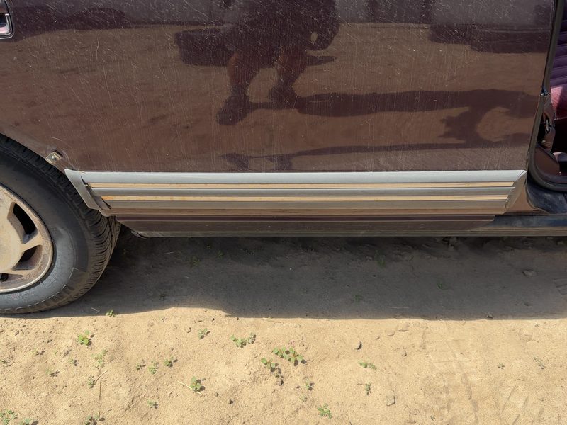 1994 Oldsmobile Eighty-eight (80 & Up) Rear Door Moulding RH