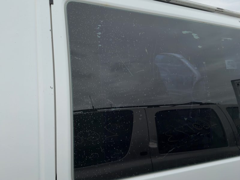 1996-2002 Chevrolet Van Express 2500 Series Rear Door Glass/Window RH