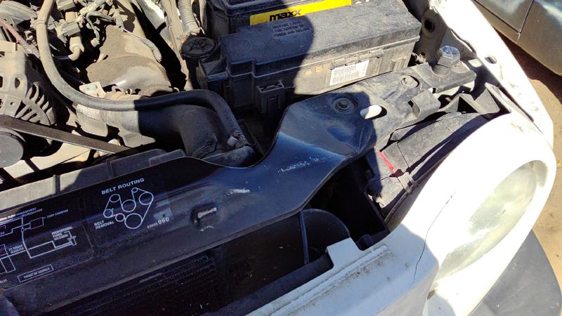 2005-2007 Jeep Liberty Radiator Support