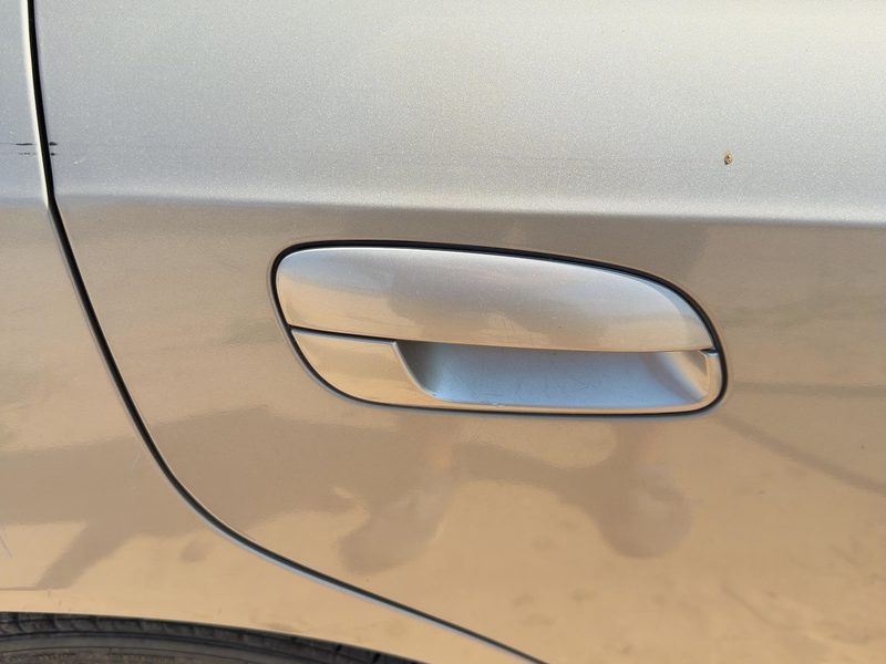 2001-2006 Hyundai Elantra Outside Door Handle RH