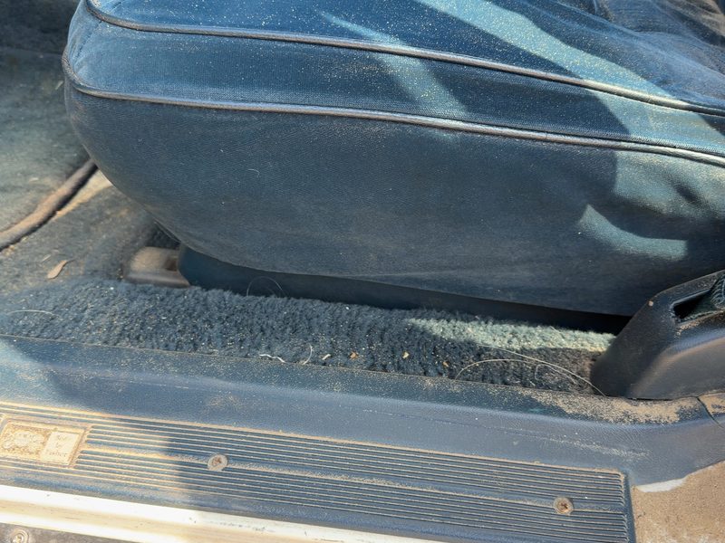 1986 Oldsmobile Ninety-eight (80 & Up) Seat Track LH