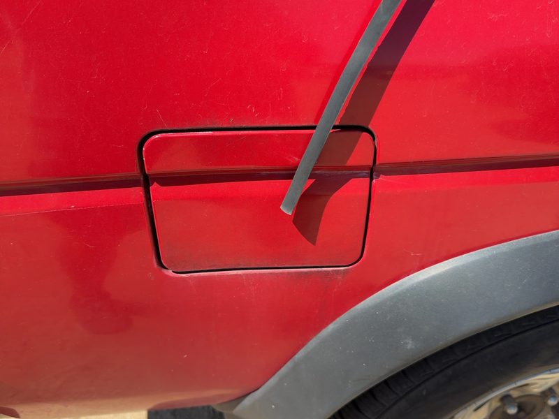 1994 Nissan Pathfinder Fuel Tank Door