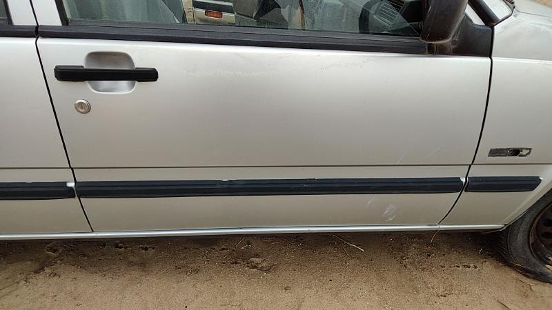 1985-1995 Volvo 740 Front Door RH