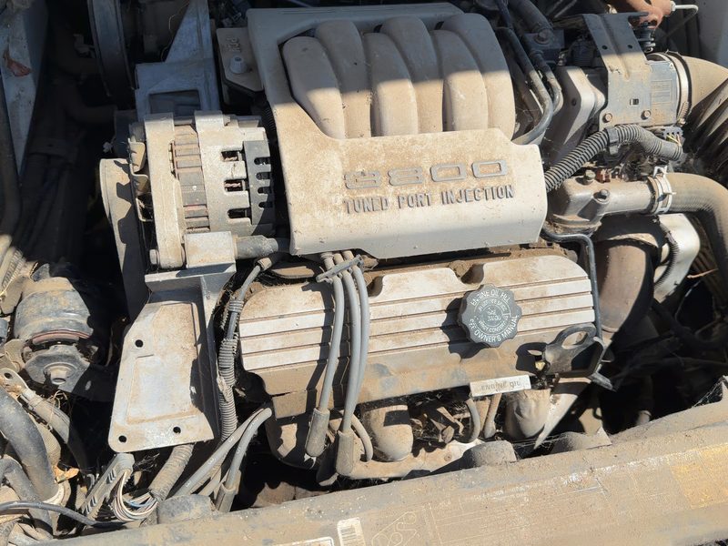 1993-1995 Oldsmobile Eighty-eight (80 & Up) Cylinder Head