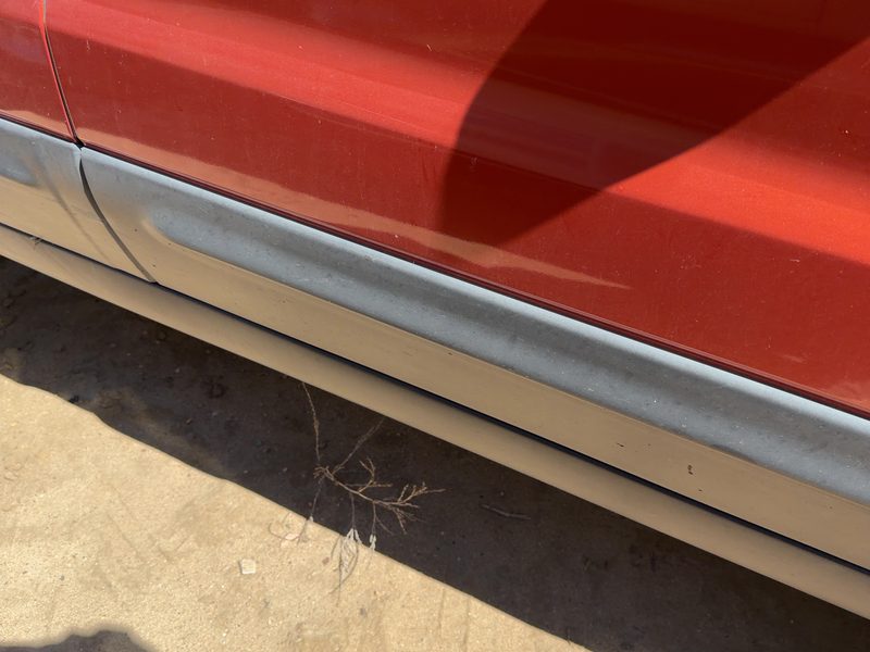 2001-2007 Ford Escape Front Door Moulding RH