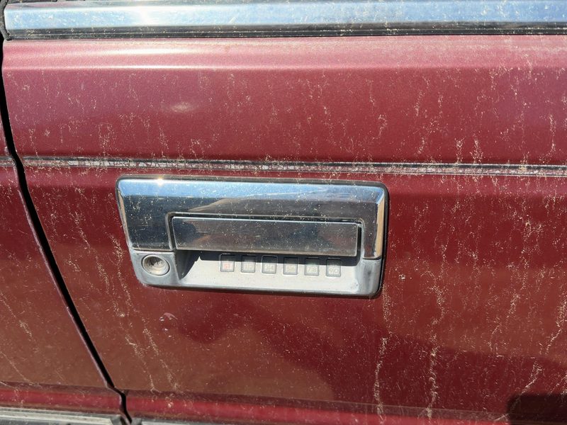 1987 Nissan Maxima Outside Door Handle RH