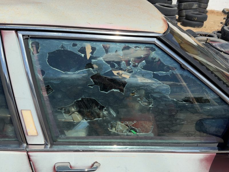 1985-1987 Buick Park Avenue (80&up) Front Door Glass/Window RH