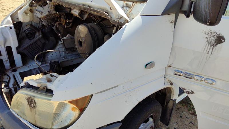 2002-2006 Dodge Van (sprinter 3500) Fender LH