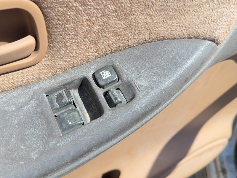 1996 Mercury Villager Door Switch Front