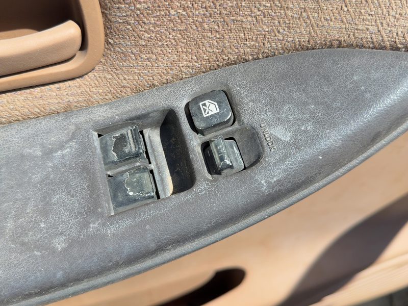 1996 Mercury Villager Door Switch Front