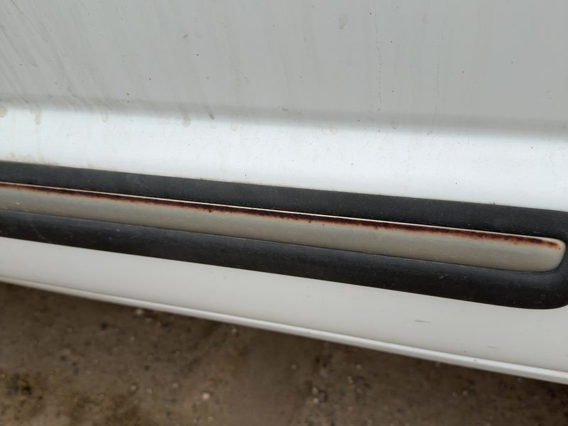 1998-2001 Blazer S10/jimmy S15 Rear Door Moulding LH