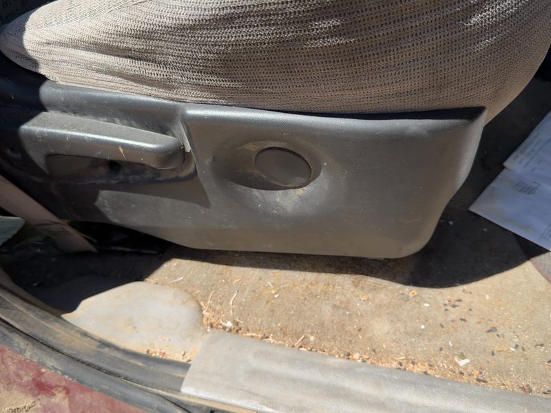 2003 Chevrolet Venture Seat Track RH