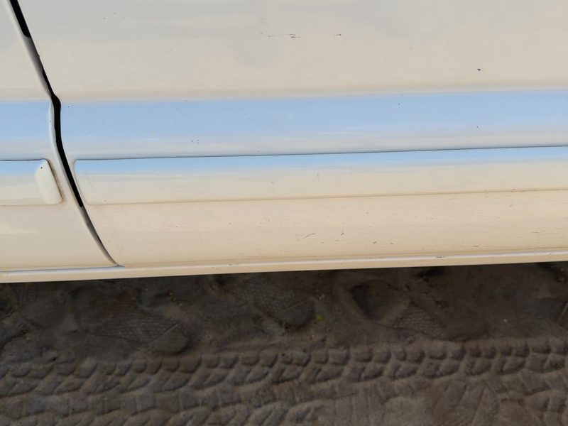 2002-2005 Blazer S10/jimmy S15 Front Door Moulding RH
