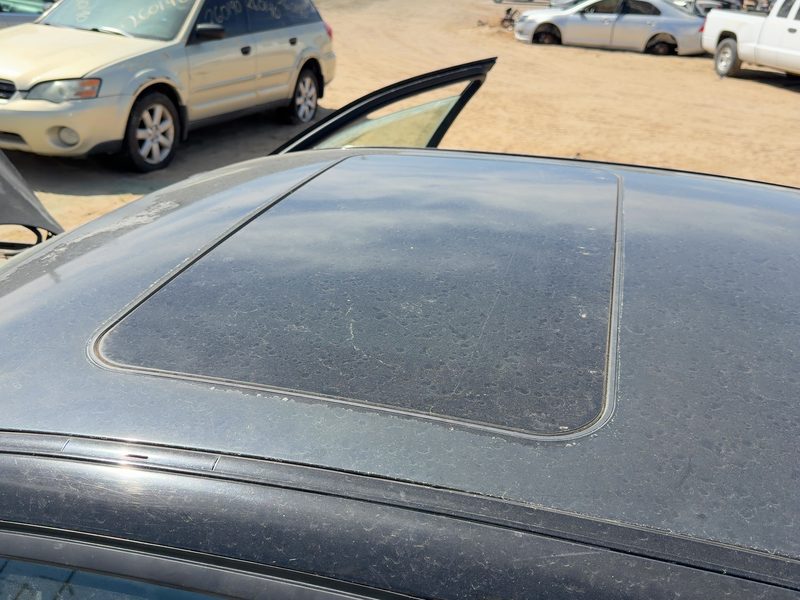 1997-2003 BMW 530i Roof Glass (Glass Only)
