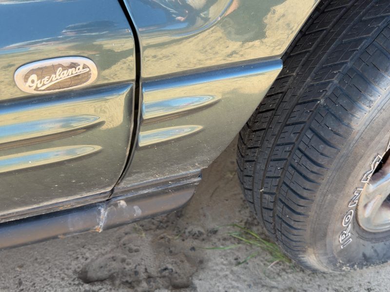 1999-2004 Jeep Grand Cherokee Fender Moulding RH