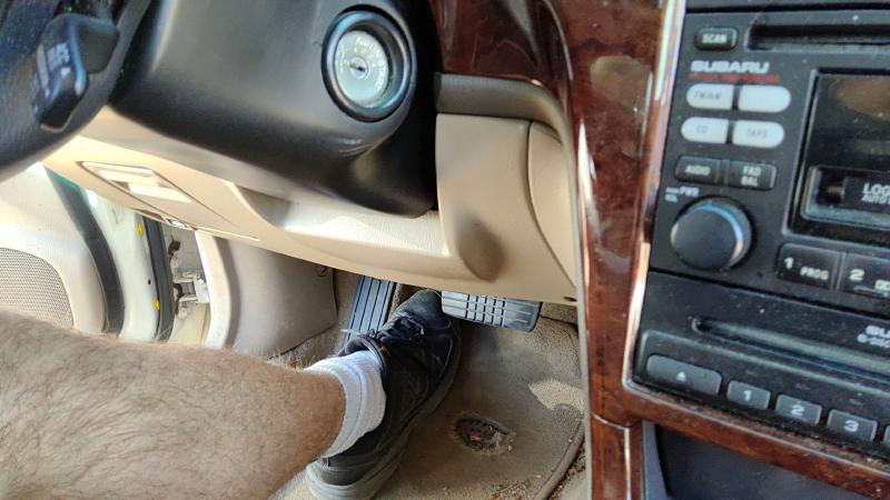 2000-2006 Subaru Legacy/ Outback Dash Panel