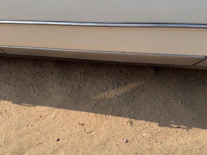 1986 Oldsmobile Ninety-eight (80 & Up) Front Door Moulding RH