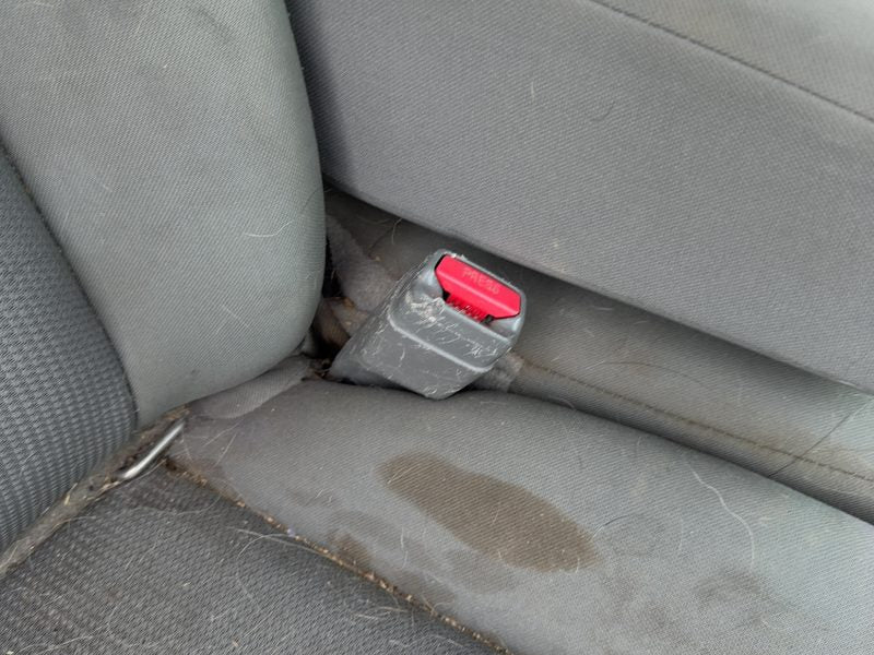 2005-2011 Dodge Dakota (mid-size) Front Seat Belt RH