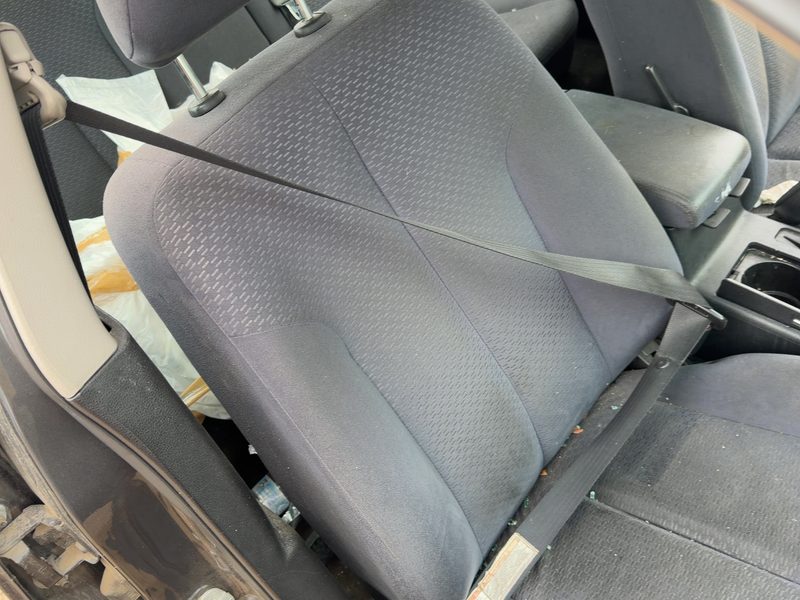 2005-2006 Nissan Altima Front Seat Belt RH