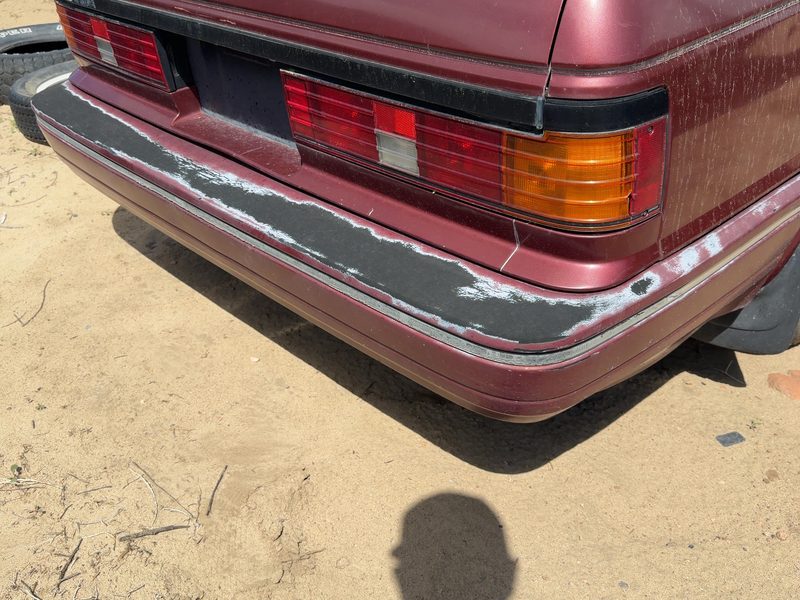 1987-1988 Nissan Maxima Rear Bumper Assembly