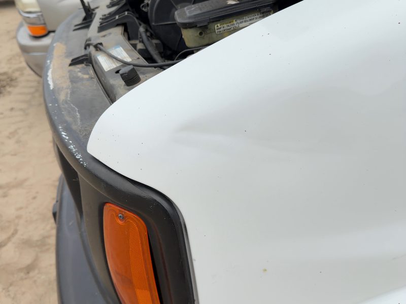 1996-2002 Chevrolet Van Express 2500 Series Fender LH