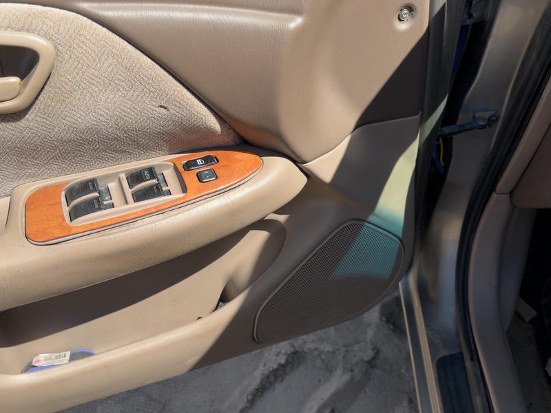1997-1999 Toyota Camry Front Door Trim Panel LH