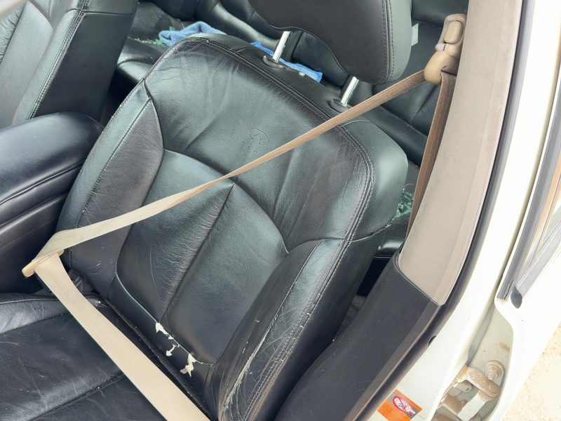 2000-2001 Infiniti I30 Front Seat Belt LH