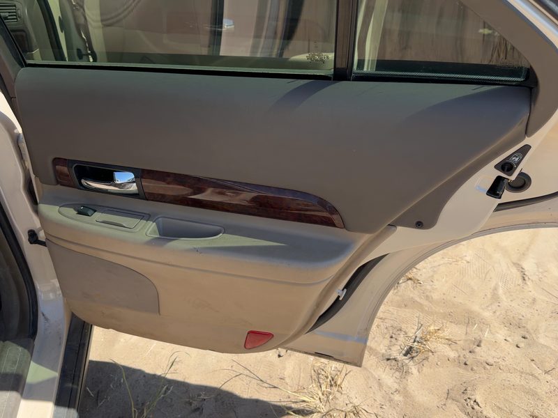 2000-2002 Lincoln LS Rear Door Trim Panel RH