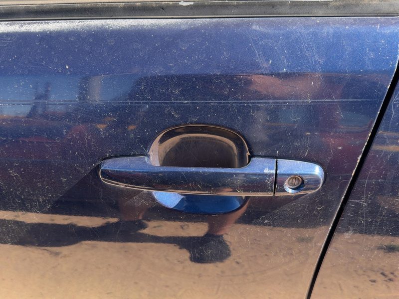 2003-2008 Toyota Matrix Outside Door Handle LH