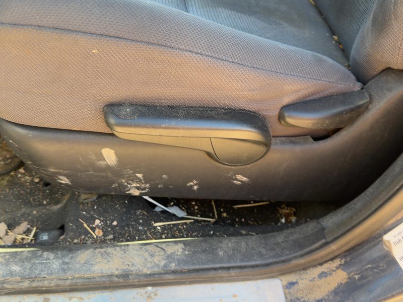 2005 Toyota Matrix Seat Track LH